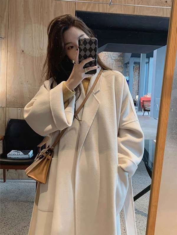 女装杂款呢子大衣外套款式货源多多批发价16元一件，可分货，一手货源欢迎代理15989663793