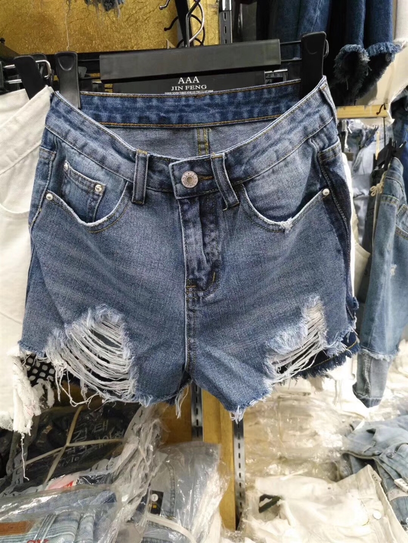 女装牛仔裙多款式